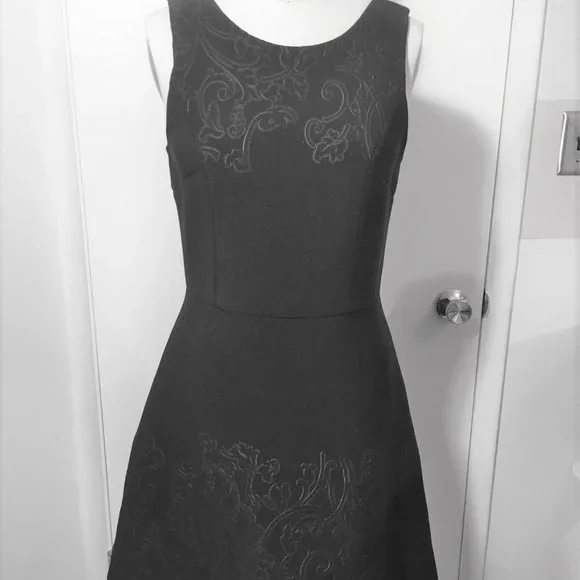Vera Wang | Dresses | Vera Wang Black Neoprene Fit And Flare Cocktail Dress  | Poshmark